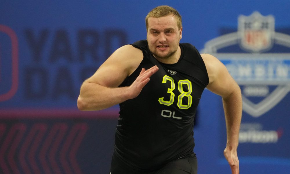 Northern Iowa offensive lineman Trevor Penning (OL38) runs the 40-yard dash during the 2022 NFL Scouting Combine at Lucas Oil Stadium.