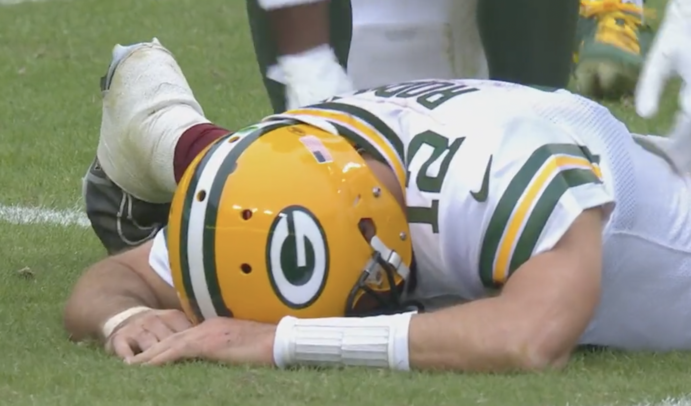 Aaron Rodgers, defeated lying down, Week 7, 2022
