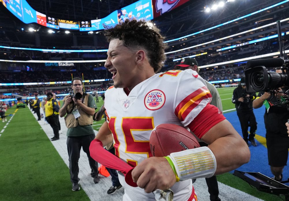 Nov 20, 2022; Inglewood, California, USA; Kansas City Chiefs quarterback Patrick Mahomes (15) celebrates at the end of the game against the Los Angeles Chargers at SoFi Stadium.
