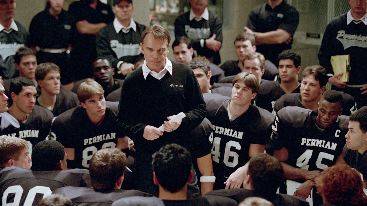 billy bob thornton gives a locker room speech surrounded by high school football players in friday night lights