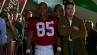 cuba gooding jr. and tom cruise filming a scene from jerry mcguire