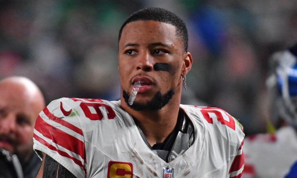 Dec 25, 2023; Philadelphia, Pennsylvania, USA; New York Giants running back Saquon Barkley (26) against the Philadelphia Eagles at Lincoln Financial Field.